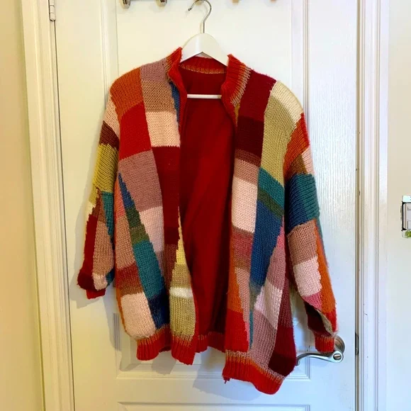 Hand knit patchwork sweater - Picture 4 of 4